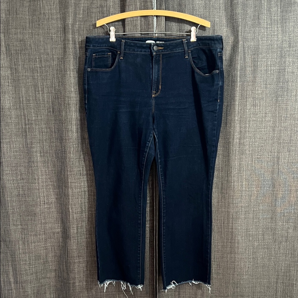 Old navy kicker boot cut mid rise cropped jeans raw hem 16 short